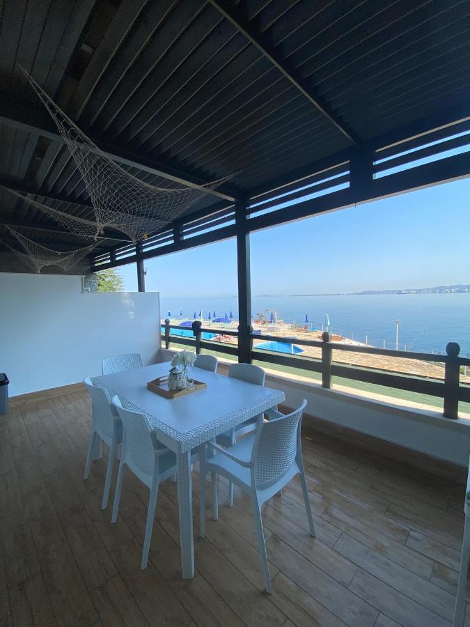 Апартаменти Amazing View! B & C New In *